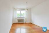 Weiteres individuell nutzbares Zimmer im OG - 