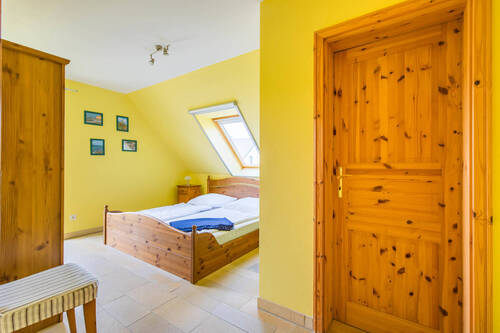 Schlafzimmer 2 mit Abstellraum DG - 