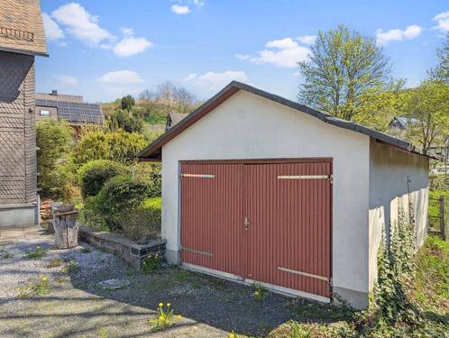 Garage - Werz Immobilien - 6 Zimmer Bauernhaus, Landhaus in Bad Laasphe