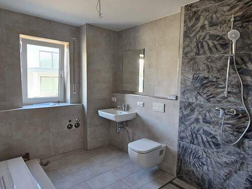 Großes Tageslichtbad - 