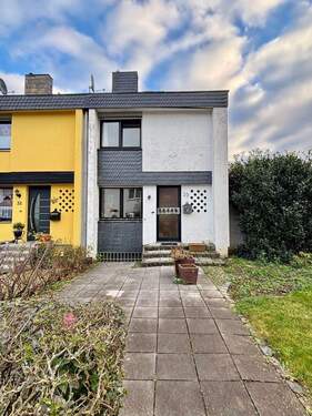 Hauseingang - 4 Zimmer Reihenendhaus zum Kaufen in Aachen