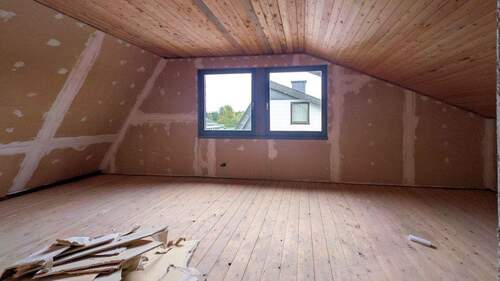 Raum im Dachgeschoss - 