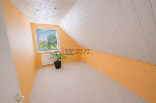 Dachzimmer mit Ausblick - Mehrfamilienhaus, Wohnhaus mit 89,00 m&sup2; in Bremen zum Kaufen