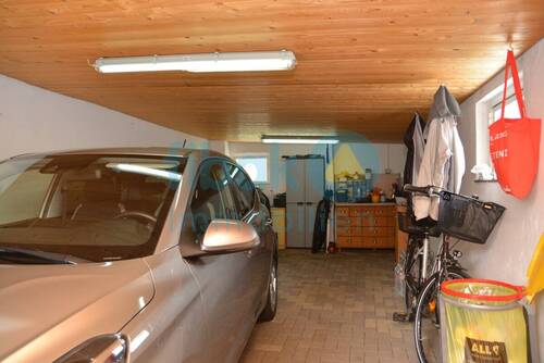 Garage - 