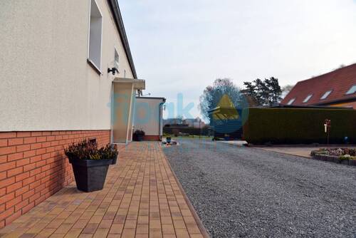 Grundstückszufahrt - 