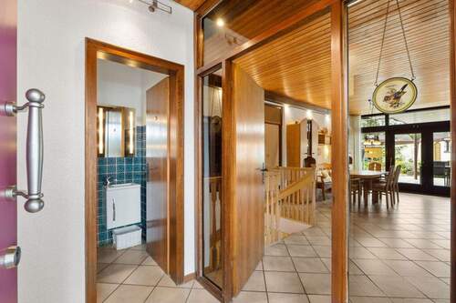 Eingangsbereich innen.jpg - 