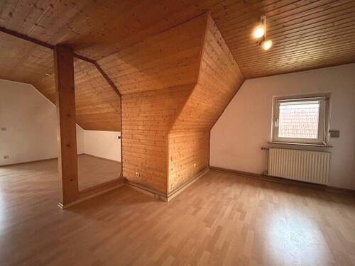 Großes Zimmer im DG - 