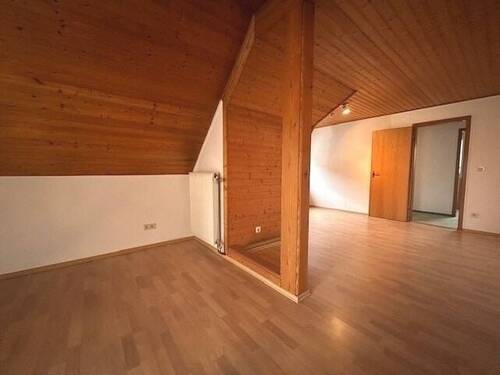 Großes Zimmer im DG - 