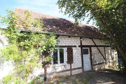 Nebengebäude inklusive Garage - 5 Zimmer Einfamilienhaus in Berg bei Neumarkt in der Oberpfalz