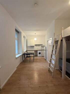 Wohnung Hinterhaus - 