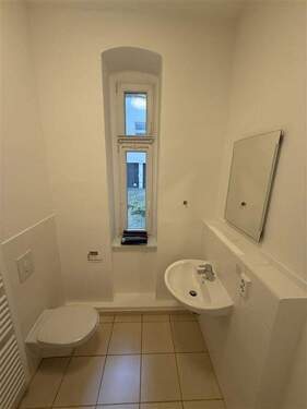 Wohnung Hinterhaus - 