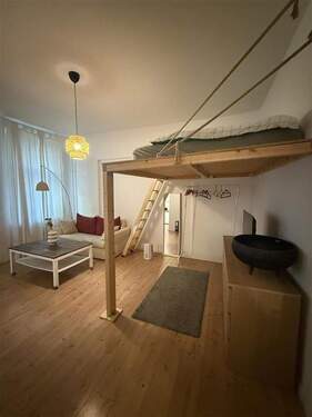 Wohnung Seitenflügel - 1 Zimmer Etagenwohnung in Berlin
