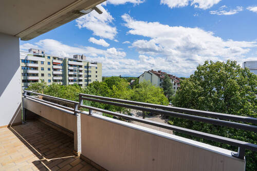 große Loggia - ***Heike Borchers Immobilien***Gemütliche 2-Zimmer-Wohnung mit himmlischer Aussicht***