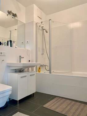 Beispielbild Bad - 2 Zimmer Etagenwohnung in Osnabrück