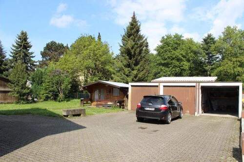 Garagen und Grundstück - 8 Zimmer Mehrfamilienhaus, Wohnhaus in Bad Säckingen