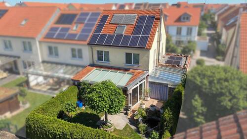 Rückansicht - 5 Zimmer Reihenendhaus zum Kaufen in Würzburg