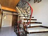 Diele mit Treppe 1 - 