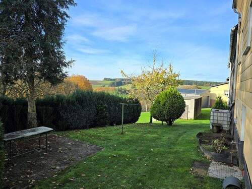 Terrasse hinter dem Haus - 