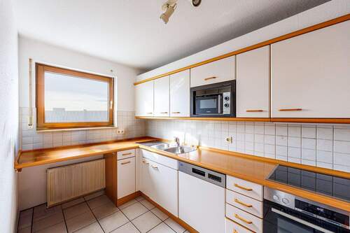 Küche - 6 Zimmer Reihenendhaus zum Kaufen in Sachsenheim