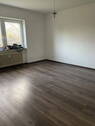 Bild 2 - 4 Zimmer Mehrfamilienhaus, Wohnhaus zur Miete in Zellingen