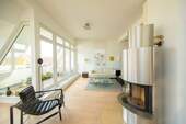 wohnen - Bezugsfreie Dachgeschoss-Whg mit Terrasse EBK Kamin u. Aufzug