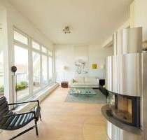 Bezugsfreie Dachgeschoss-Whg mit Terrasse EBK Kamin u. Aufzug - Berlin Friedrichshain