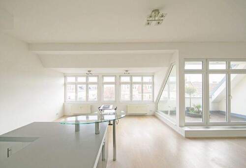 Essplatz - 2 Zimmer Etagenwohnung in Berlin