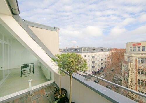 Ausblick vom Balkon - Etagenwohnung mit 88,80 m&sup2; in Berlin zum Kaufen