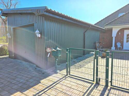 Garage 2 - 