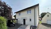 Hausansicht - 9 Zimmer Mehrfamilienhaus, Wohnhaus zum Kaufen in Schloß Holte-Stukenbrock