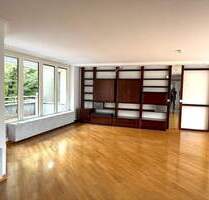 lichtdurchflutete großzügig geschnittene Dachgeschoss ETW mit 2 Tiefgaragenplätzen - Berlin Westend