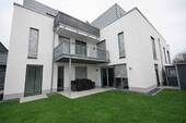 Garten - 2 Zimmer Mehrfamilienhaus, Wohnhaus zum Kaufen in Langenfeld