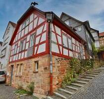 Charmantes, saniertes Fachwerkhaus in Ortenbergs Altstadt mit Balkon und WBS-Pflicht