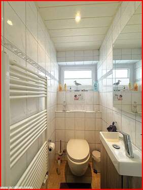 Gäste-WC im Erdgeschoss - Einfamilienhaus mit 133,80 m&sup2; in Jübek zum Kaufen