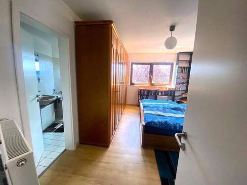 Schlafzimmer mit Bad OG - 