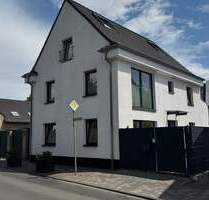 Ehemaliges Herrenhaus eines Vierkanthofes vor den Toren Kölns - Pulheim Dansweiler