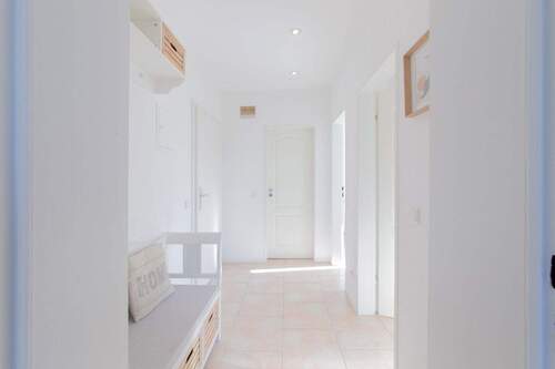 Flur Wohnung 1. Etage - 