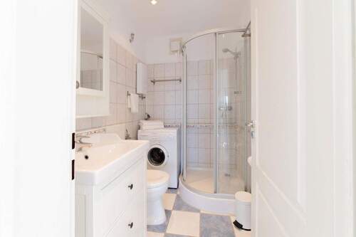 Duschbad Wohnung 1. Etage - 