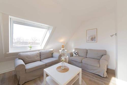 Wohnzimmer Wohnung DG - Strandallee mit Ostseeblick - 2 Wohnungen, eine Einheit