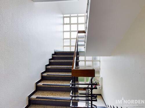 Treppenaufgang - Etagenwohnung mit 30,90 m&sup2; in Eutin zur Miete