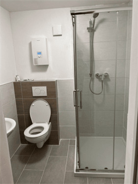 Saniertes Duschbad 2 - 