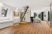 Schlafzimmer mit Zugang zum Arbeitszimmer - 