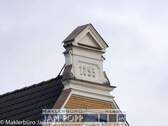 Mittlerer Giebel - 