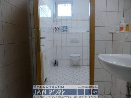 WC - 