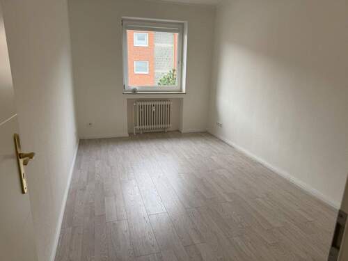Kinderzimmer / Büro - 
