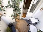 Attraktive Loggia mit viel Privatsphäre - 