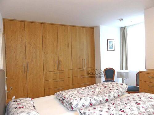 Schlafzimmer im EG mit großem - 