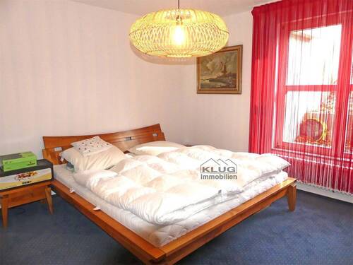 Großes Zimmer im Souterrain - 