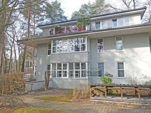 Seitliche Hausansicht - 