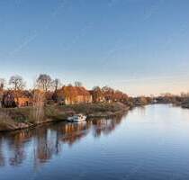 2 riesige Hallen mit 4.640 m² Grundfläche + 12.000 m² Grundstück - Nienburg (Saale)